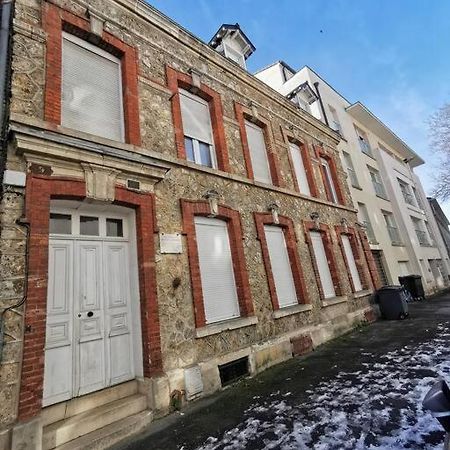 Studio Cosy Au Coeur De Reims Exterior photo